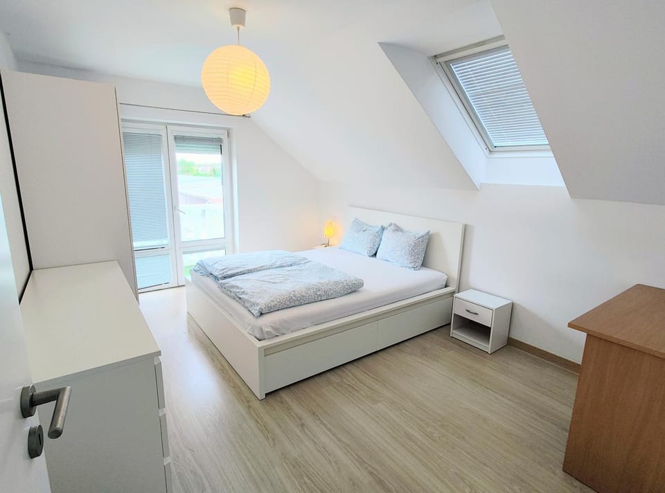 Modern & cozy house with 3 bed rooms and garden House in Bratislava