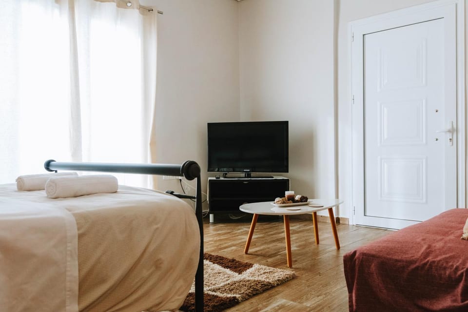 3 Bros Studio Apartment in Euboea