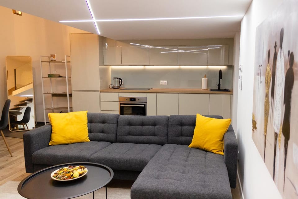 Kitchen or kitchenette, Living room, Food and drinks, minibar, pet friendly, stove