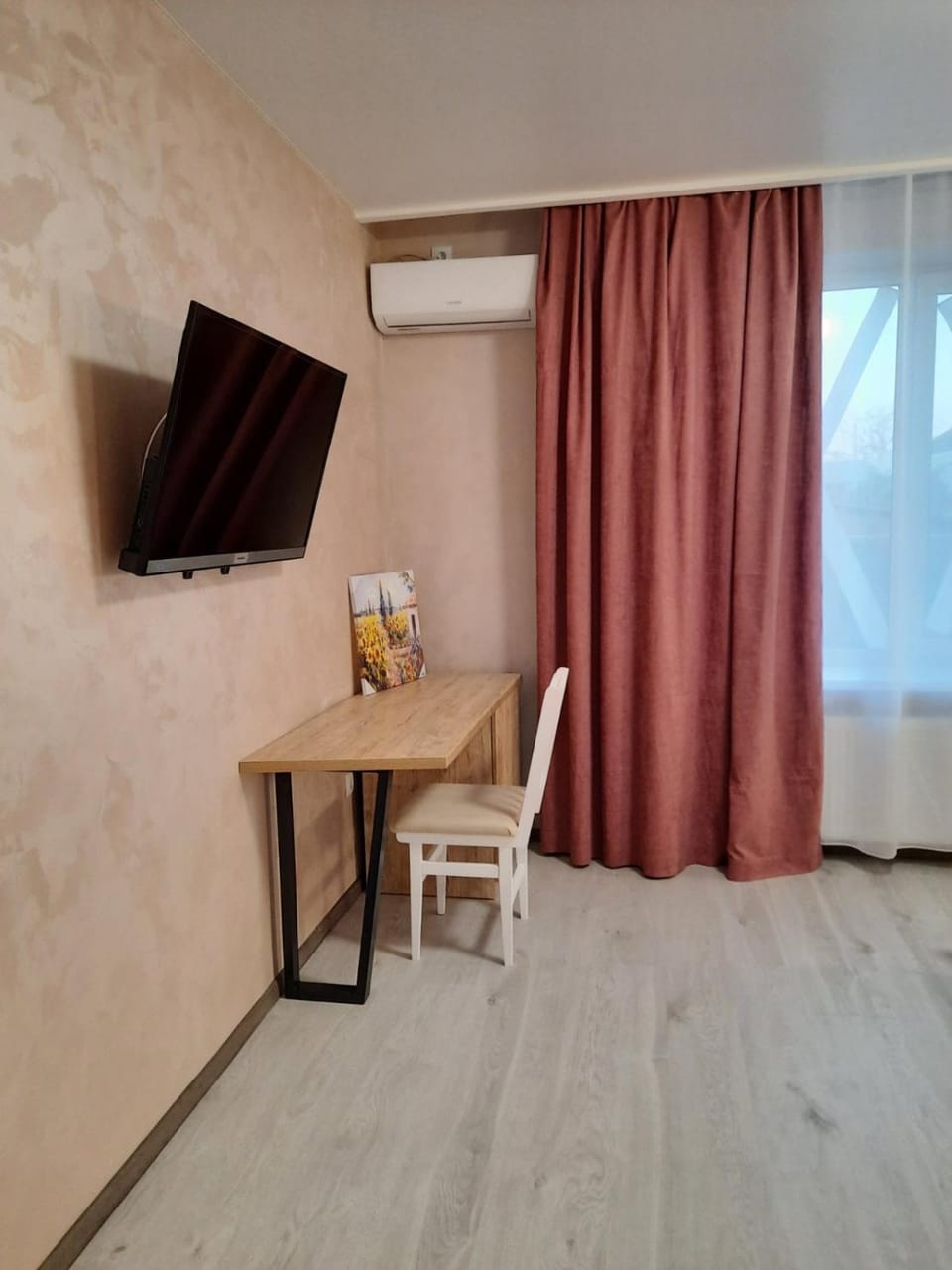 TV and multimedia, air conditioner