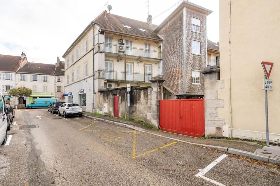 Superbe appartement avec parking gratuit Apartment in Jura