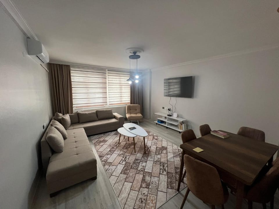 Communal lounge/ TV room, Living room