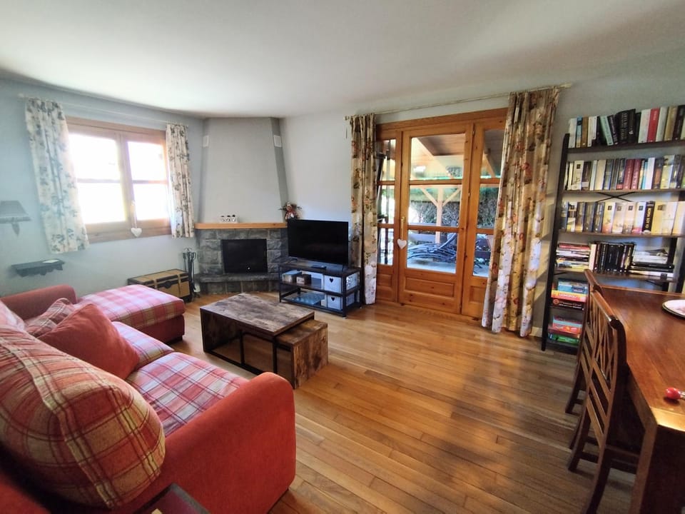 CHECK-IN CASAS Cumbre de Benasque Apartment in Catalonia