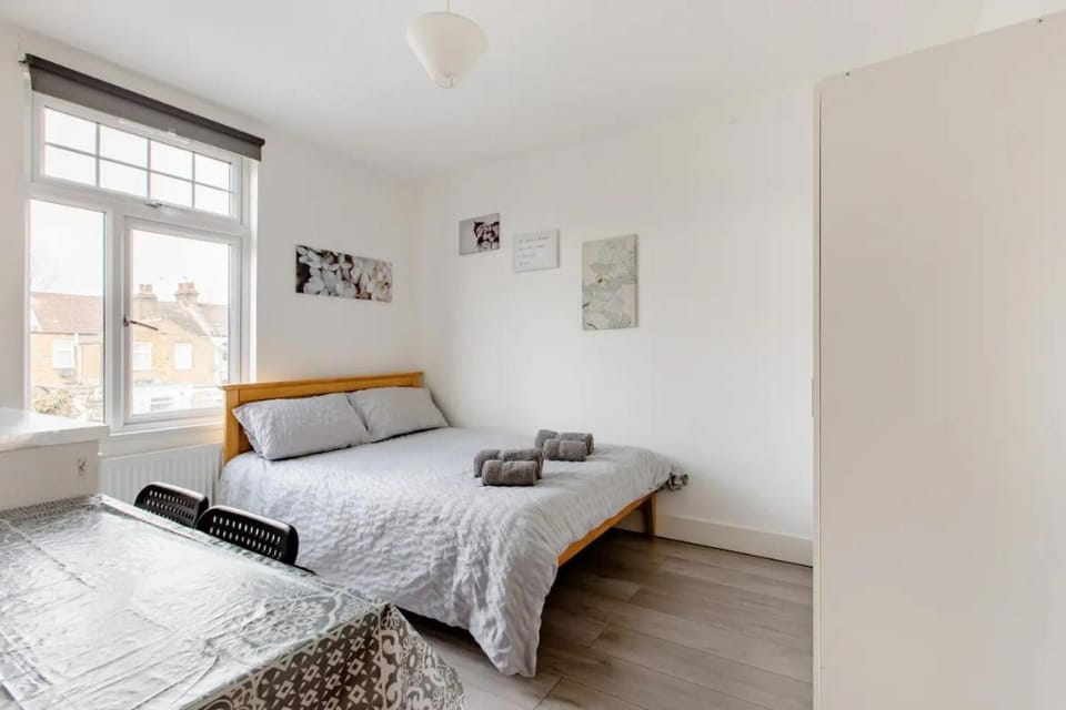 Double Room Edmonton Green, London N9 Vacation rental in London