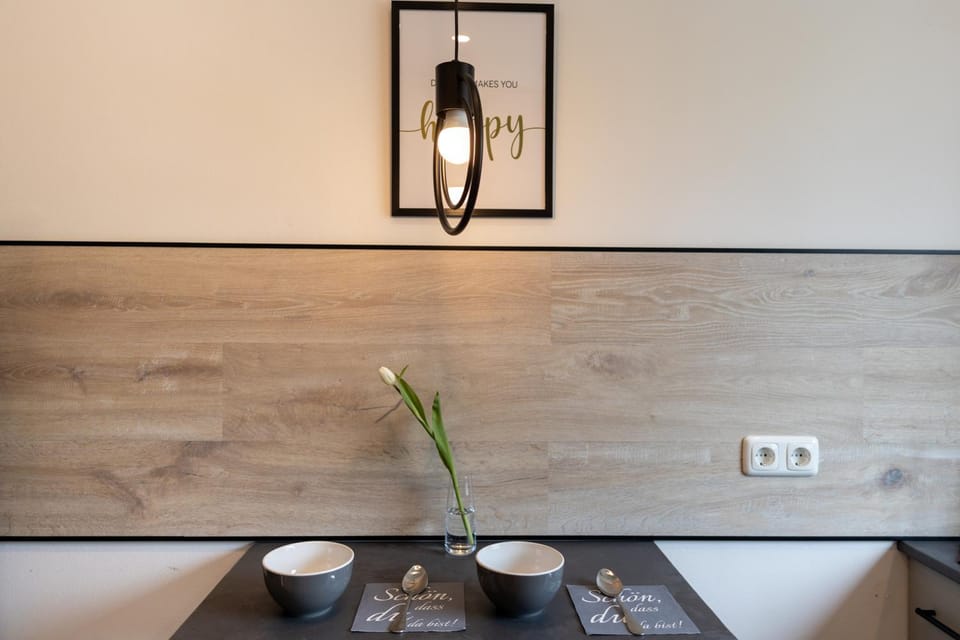 Dining area, kitchen