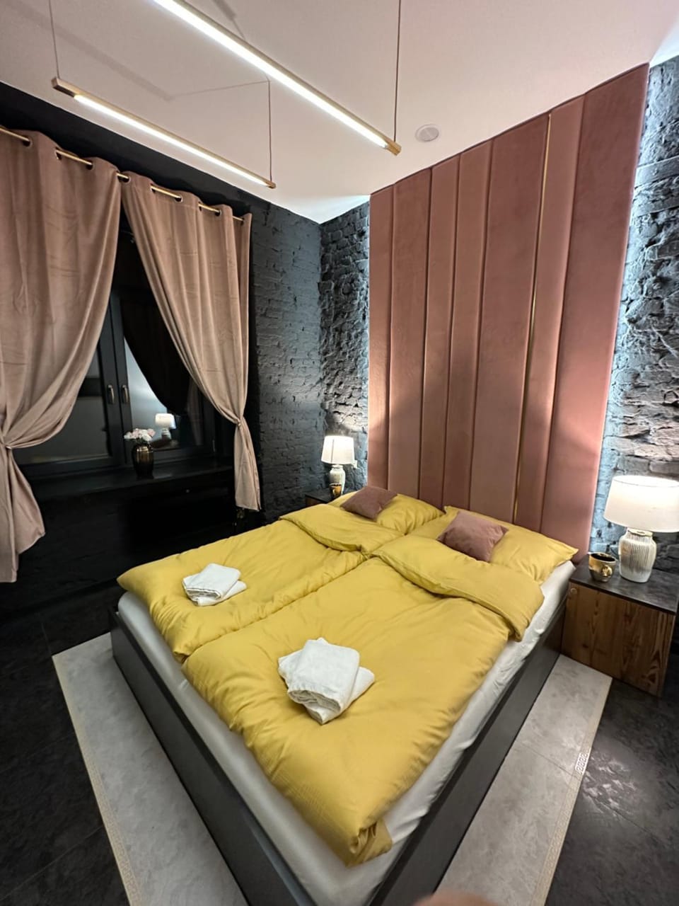 DarkHouse Pink Apartment in Masovian Voivodeship