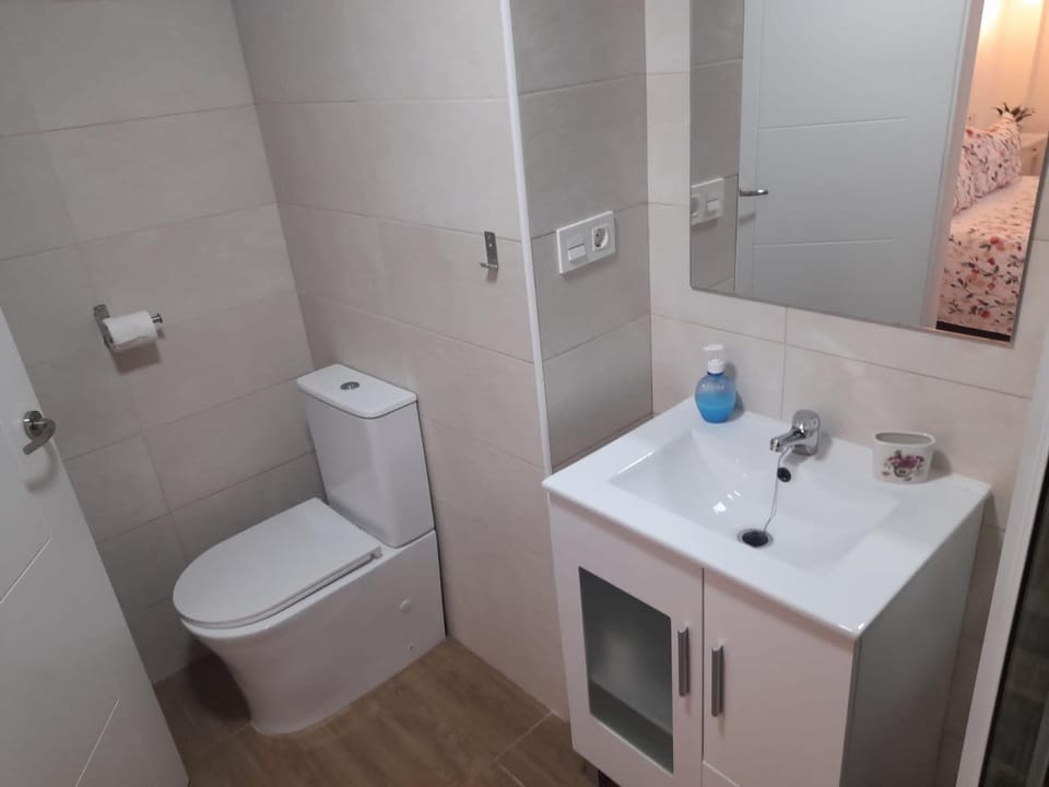 Toilet, Bathroom