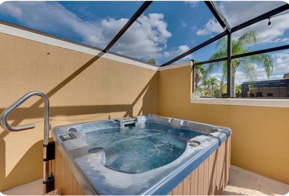 Hot Tub