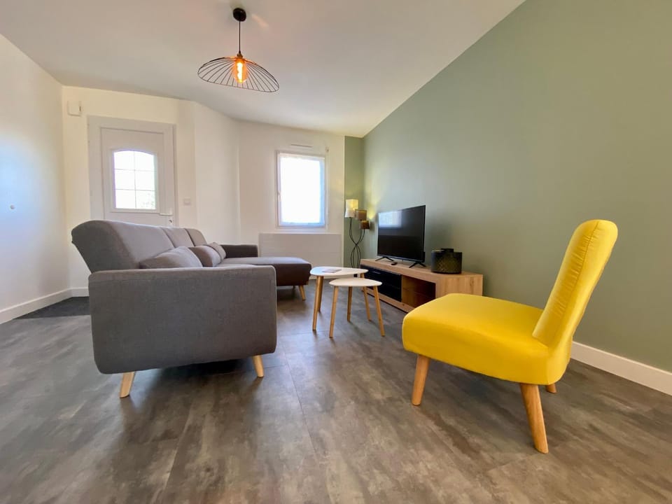 Gîte rénové au cœur du Vignoble Nantais, proche Hellfest, terrasse, jardin clos, parking, vélos à dispo - FR-1-306-1230 House in Pays de la Loire