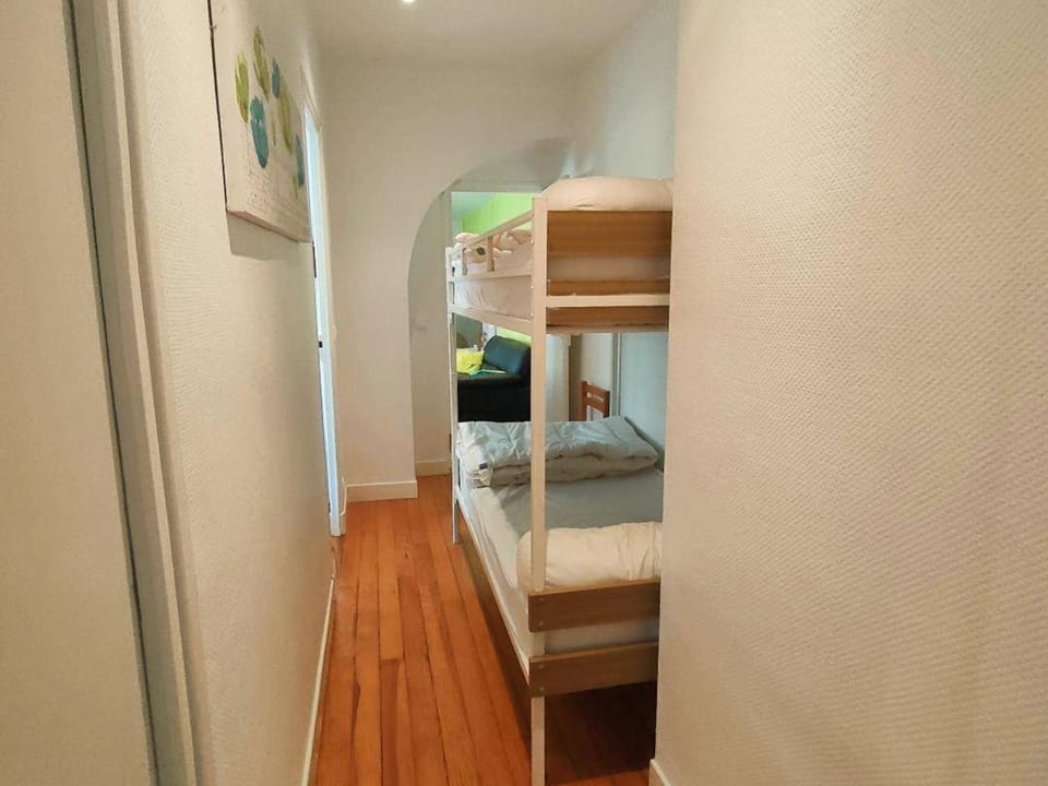 Appartement 4/6 pers - Résidence centre ville Cauterets - FR-1-234-301 Apartment in Cauterets