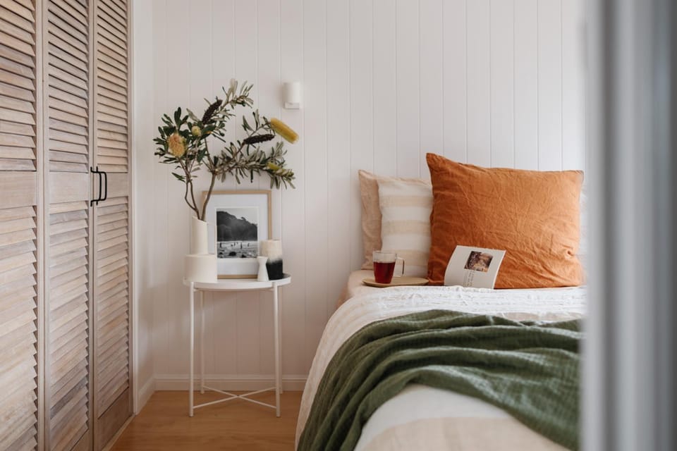 Bed, Bedroom