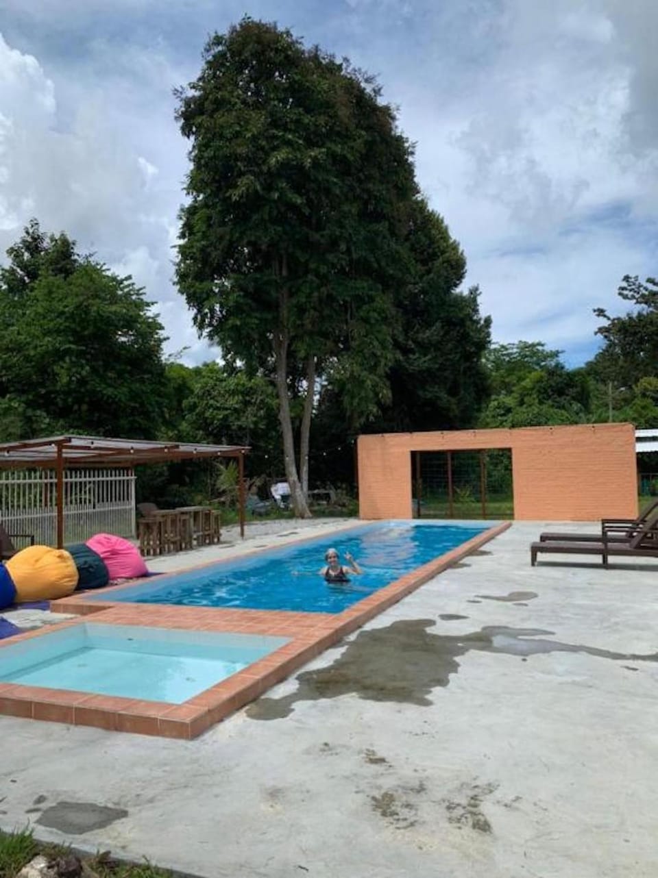 Swimming pool, Swimming pool