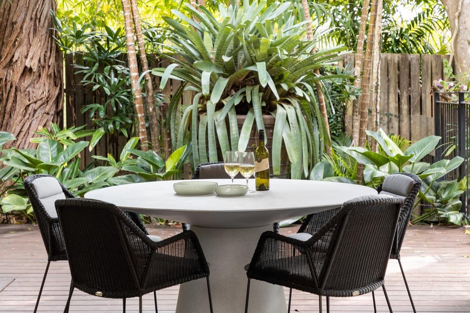 Patio, Garden view