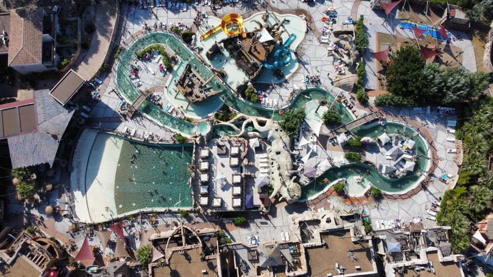 Aqua park, Swimming pool