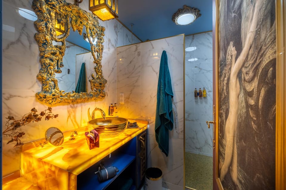 Shower, Bathroom