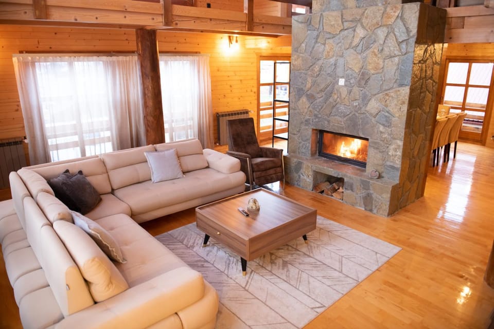 Mountain Boy chalet with sauna Chalet in Montenegro