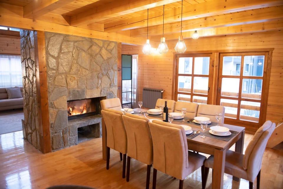 Mountain Boy chalet with sauna Chalet in Montenegro