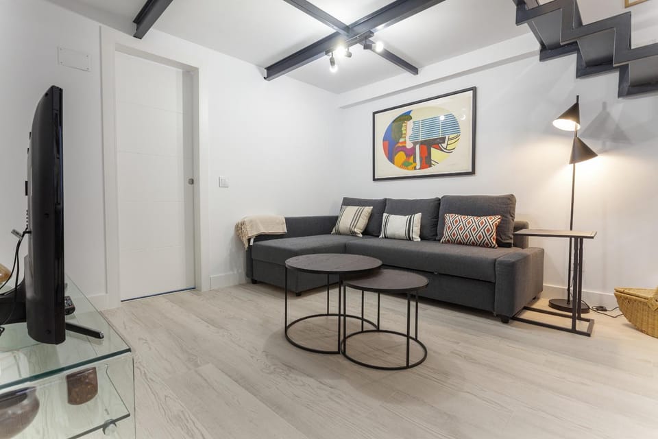 Communal lounge/ TV room, Living room