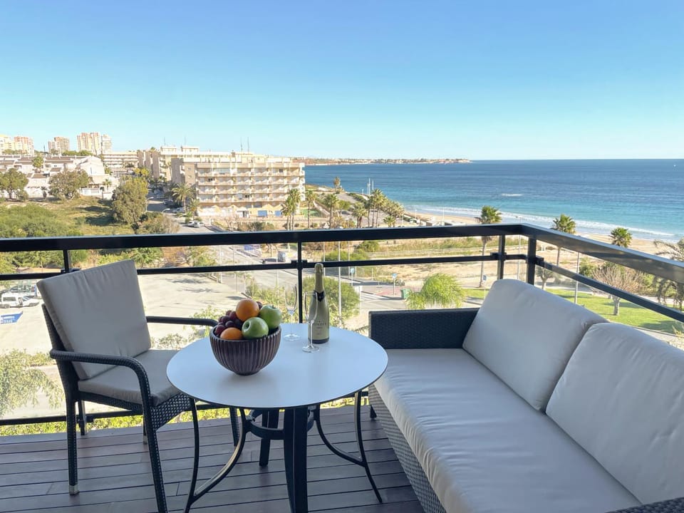 View (from property/room), Balcony/Terrace, Sea view