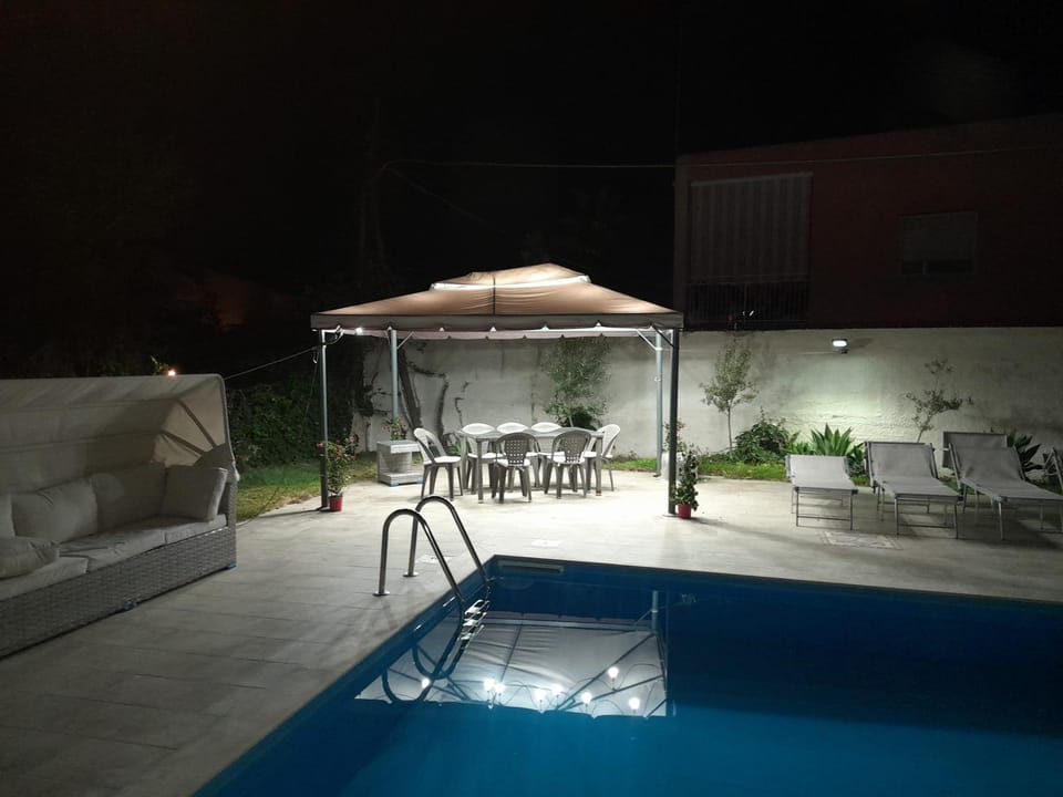 Night, Swimming pool