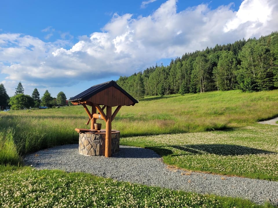 Osada Stasiowe Chaty Chalet in Lower Silesian Voivodeship