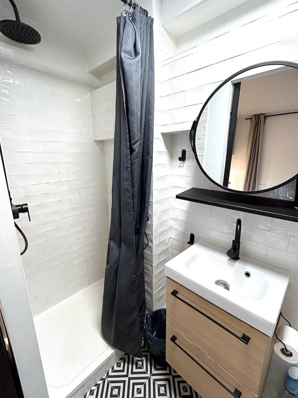 Shower, Bathroom
