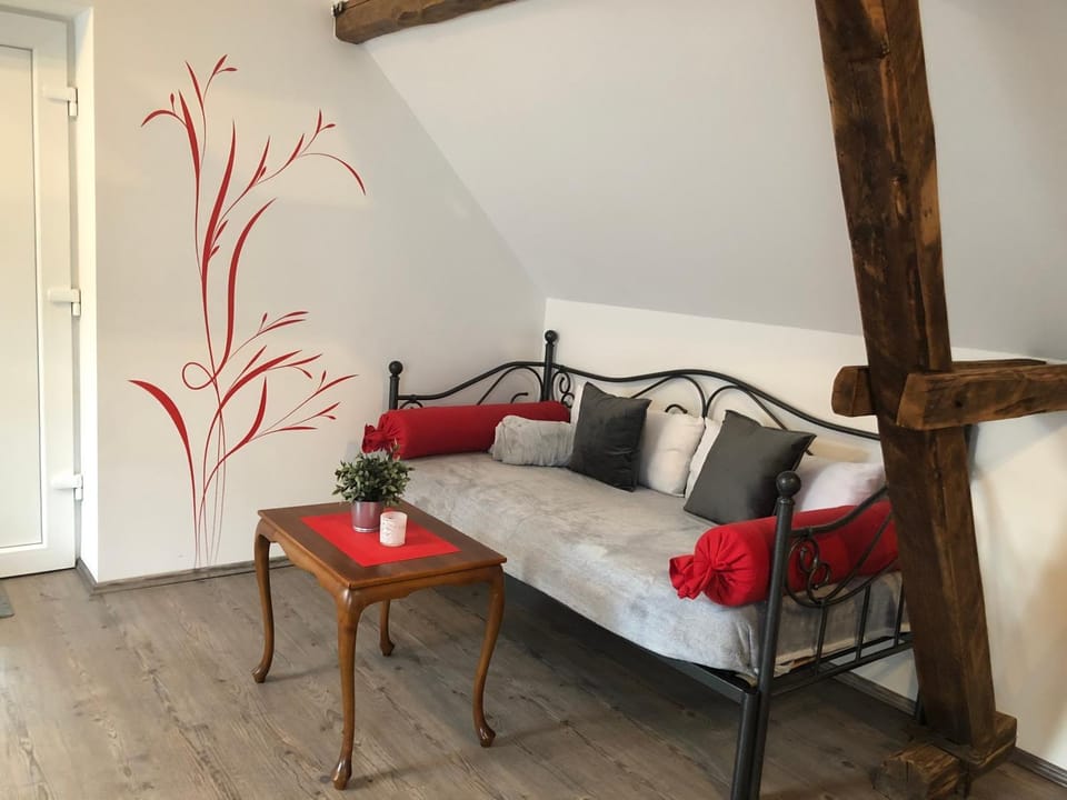 FeWo Apartment Maria Apartment in Bergisch Gladbach