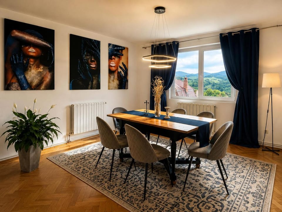 Living room, Dining area