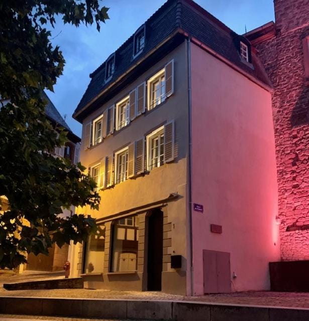 O verso du Château - STUDIO 22 Apartment in Grand Est