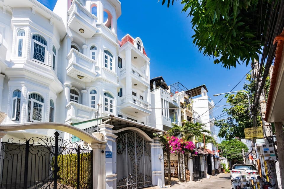 Property building, City view