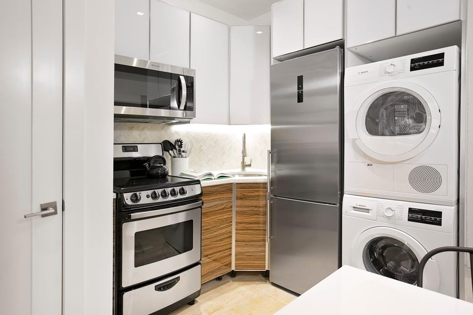 24-6 Gramercy area Newly reno Studio W D in unit Apartment in Lower Manhattan