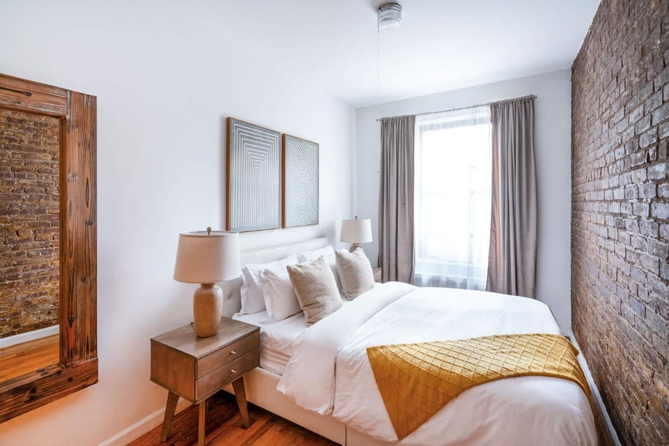 26-3B 1BR prime gramercy WD in unit Courtyard Apartment in Lower Manhattan