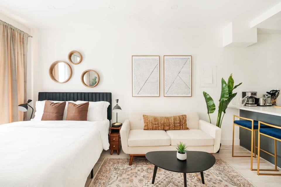1597-4 Brand new Prime UES W D walk to C park Apartment in Upper East Side
