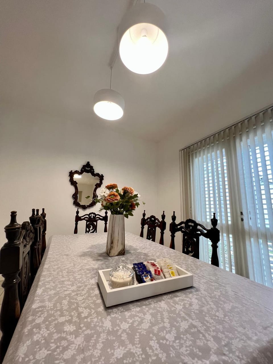 Food and drinks, Dining area