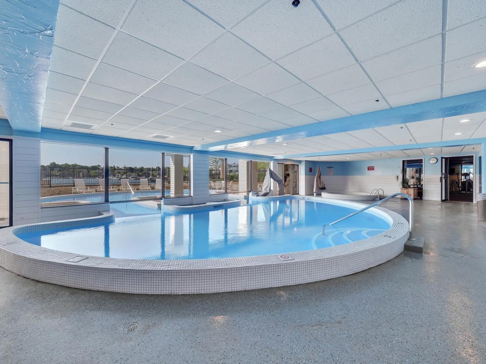 118D Edgewater Inn House in Charlevoix