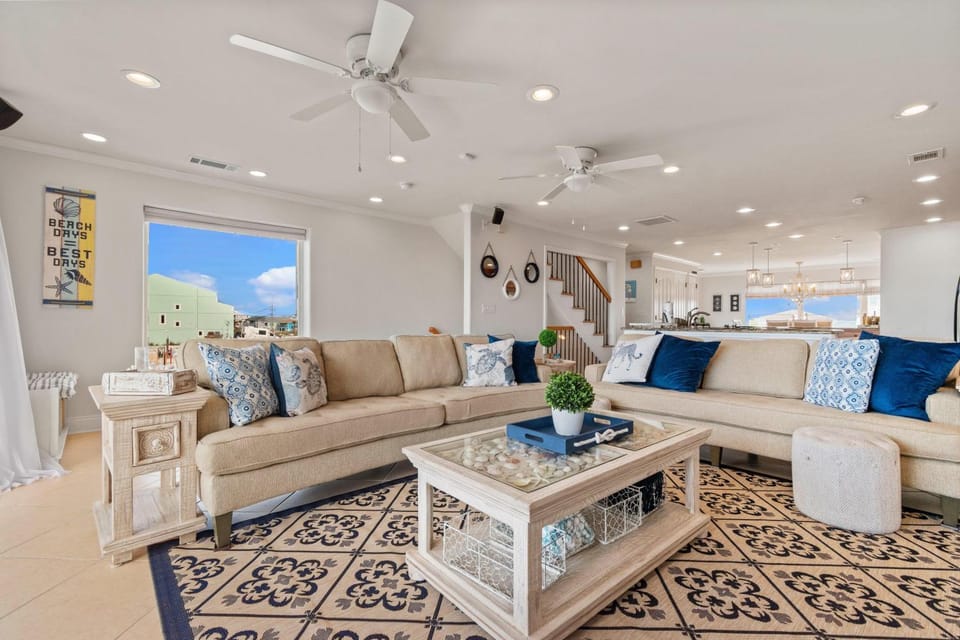Seabatical House in Pensacola Beach