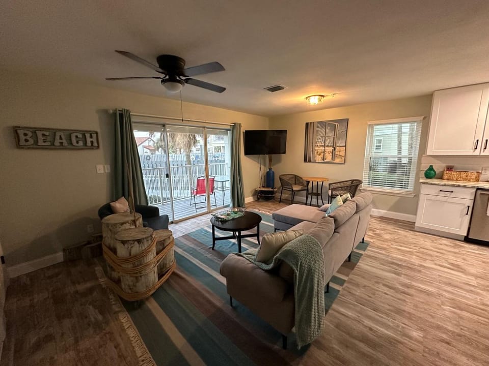 Sunset Heaven House in Pensacola Beach