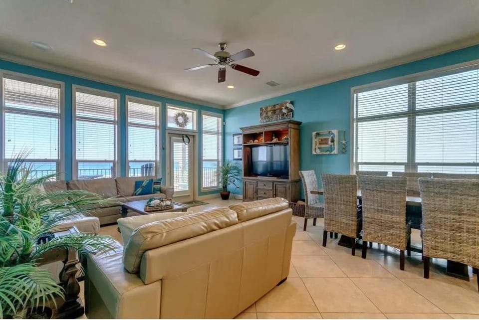 Turtles Nest House in Pensacola Beach