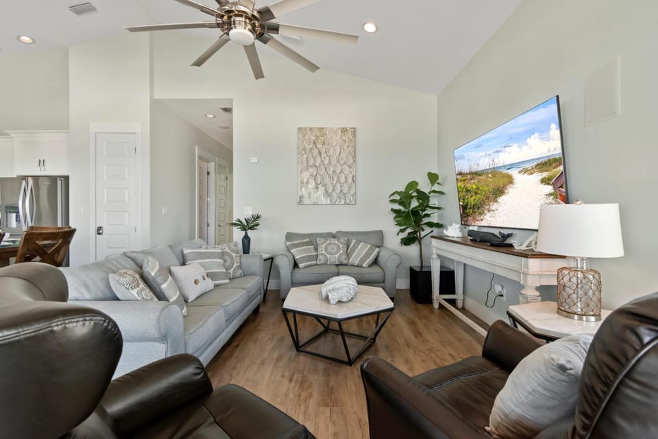 Sandy Beach Blessings House in Pensacola Beach