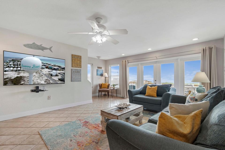 Sea Hawk House in Pensacola Beach