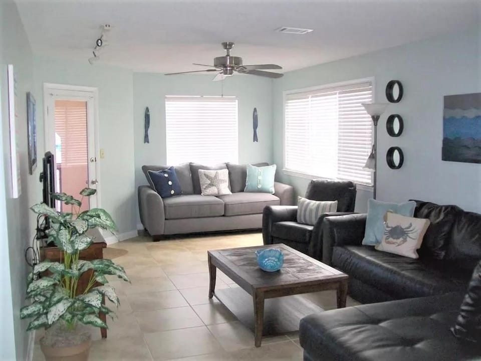 Kingfisher House in Pensacola Beach