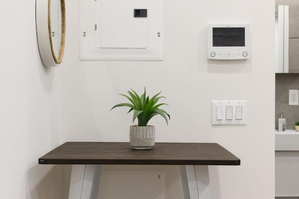 78-3D Brand new 1BR prime UES WD in unit Apartment in Roosevelt Island