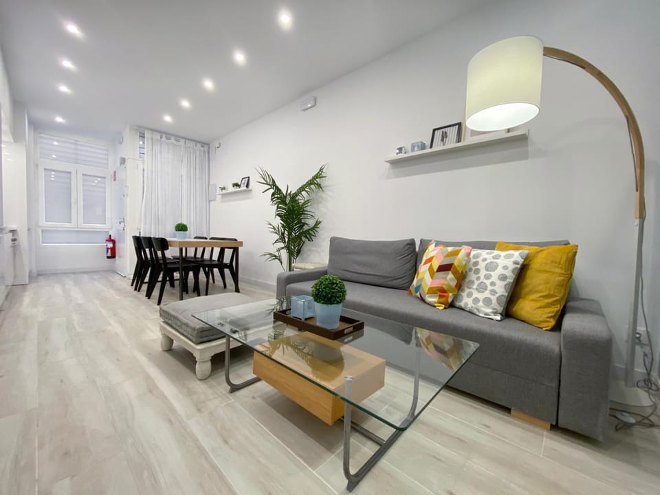 Batuecas Plaza Castilla - 4 dormitorios Apartment in Madrid