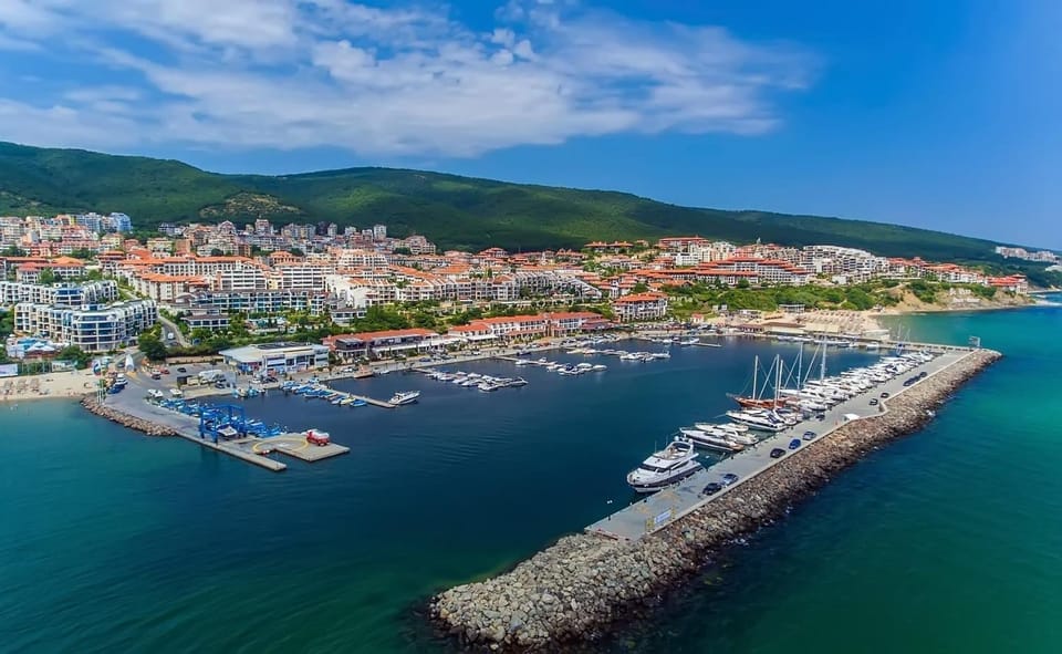 Bird's eye view, Landmark view, Sea view