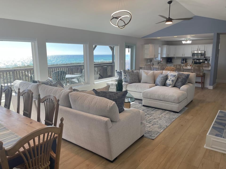 Beach House House in Pensacola Beach