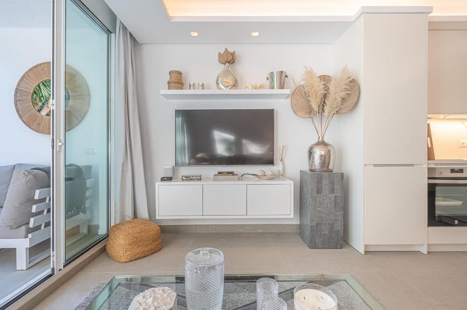 TV and multimedia, Living room, Seating area