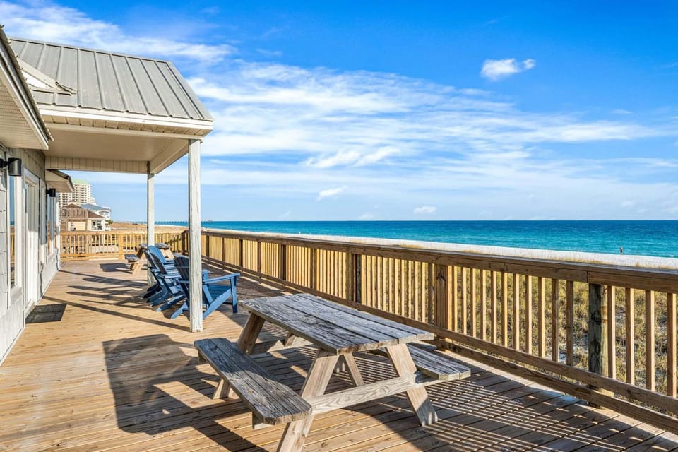 Salty Breeze House in Pensacola Beach