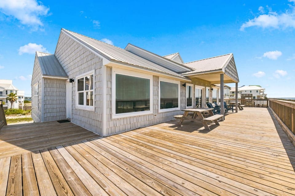 Salty Breeze House in Pensacola Beach