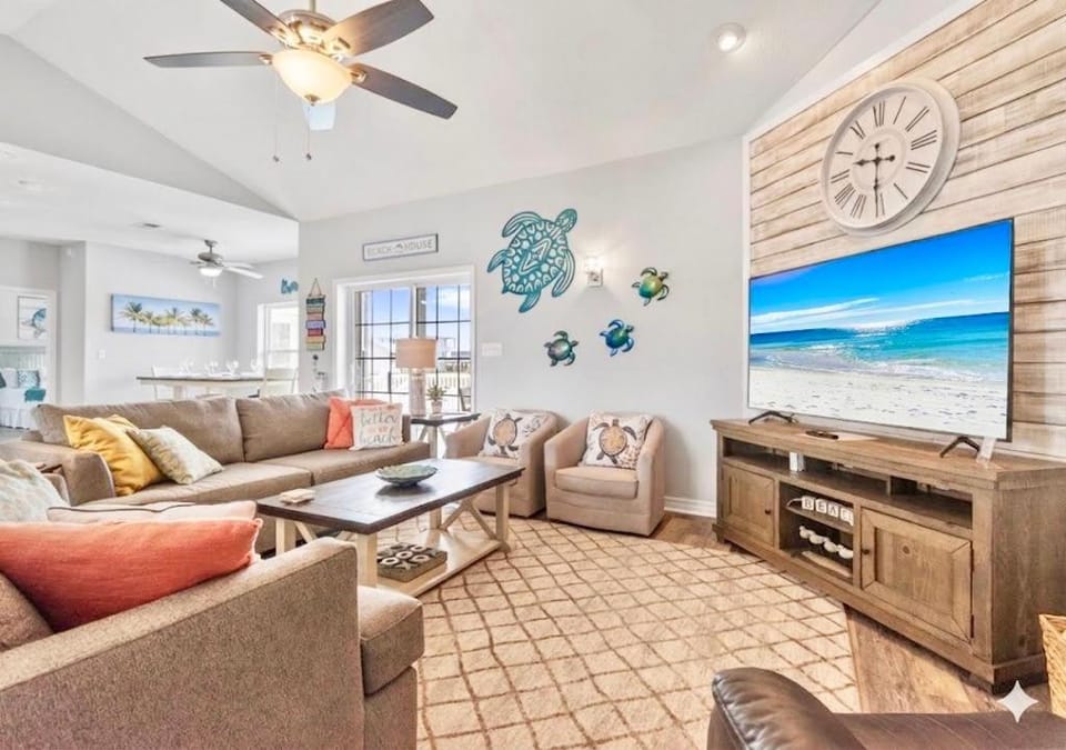 Paradise on White Sands House in Pensacola Beach