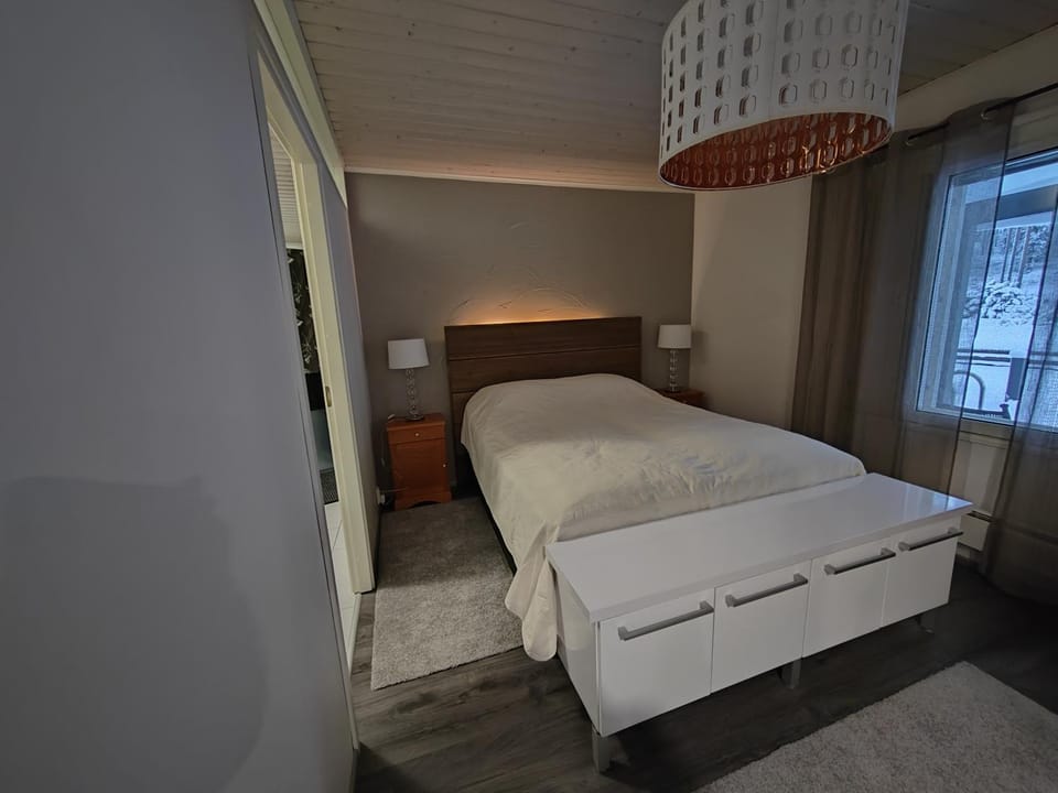 Bed, Photo of the whole room